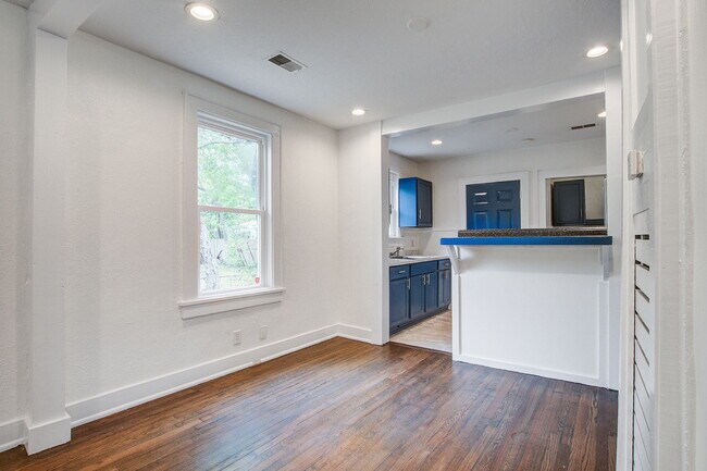Foto del edificio - 2607 Madden Dr