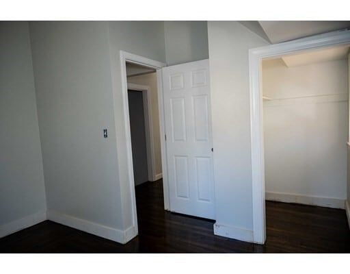 Building Photo - 76 Mill St