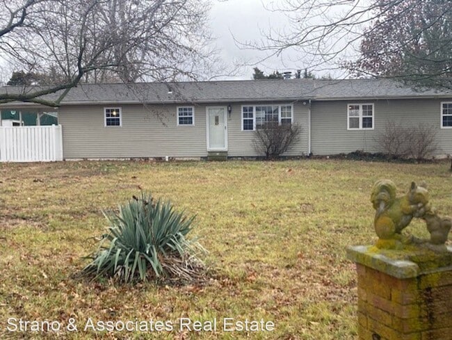 Building Photo - 3 br, 2 bath House - 101 Paul Simon Drive