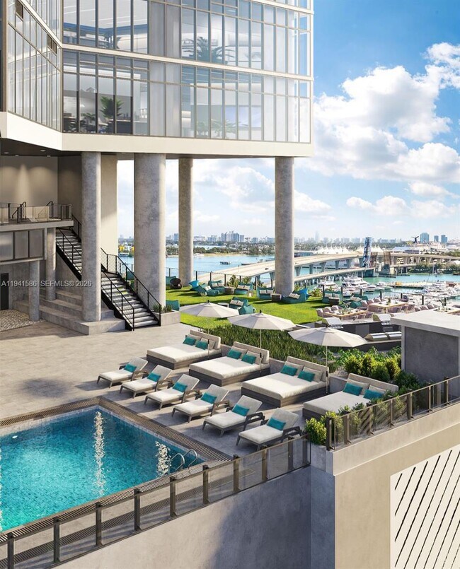 Building Photo - 398 NE 5th St