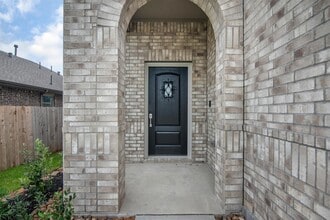 Building Photo - 23741 Woodgreen Terrace Dr