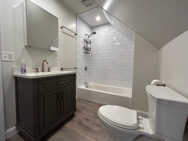 Foto del edificio - 26 Clinton Ave