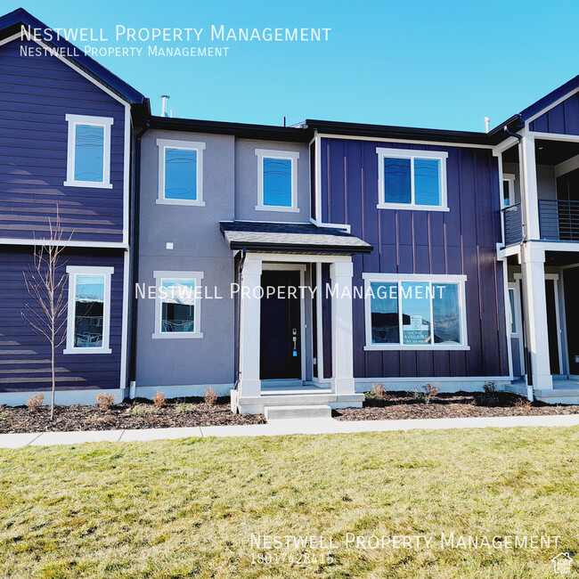 Foto del edificio - Beautiful Woodside McKinley Townhome