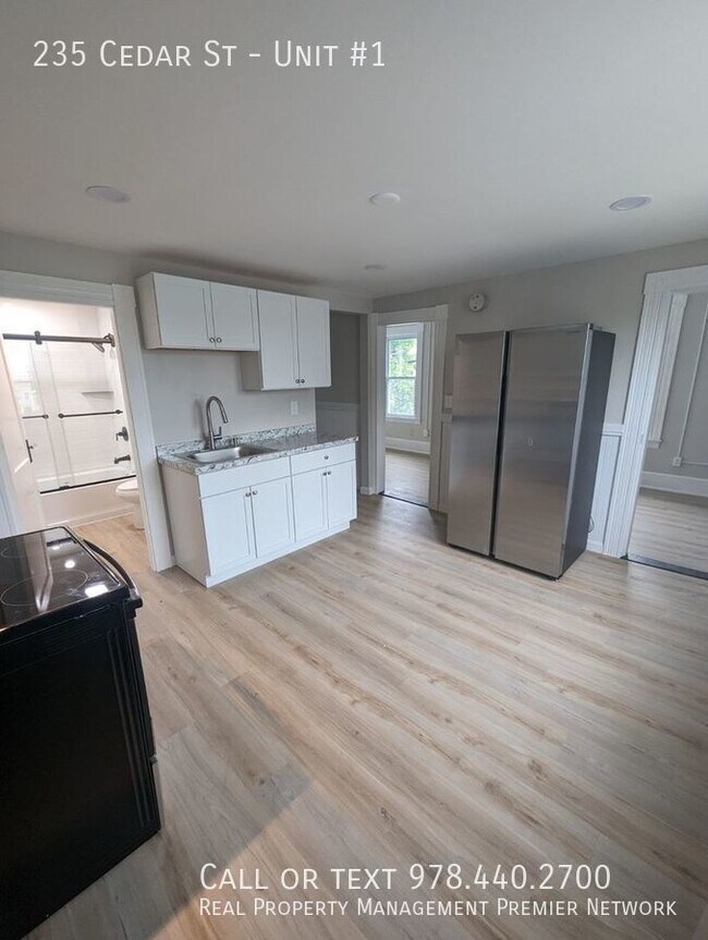 Foto del edificio - 235 Cedar St