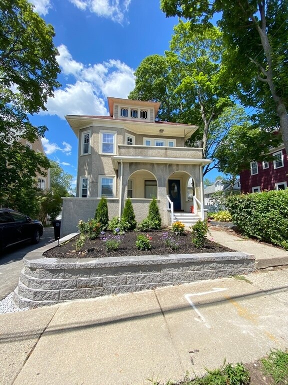 Foto del edificio - 126 Winsor Ave