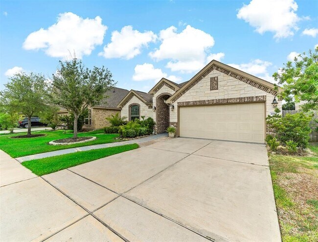 Building Photo - 6915 Astrapia Bay Xing