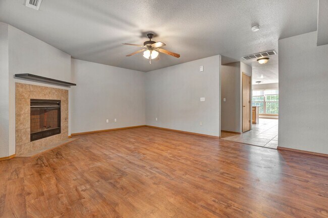 Foto del edificio - 2939 W Scottswood Pl
