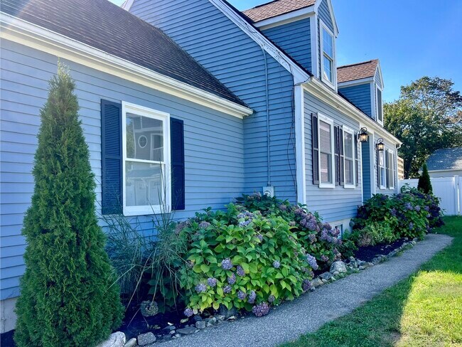 Foto del edificio - 18 Acadia Ave