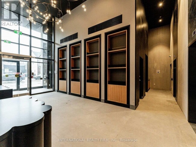 Photo du bâtiment - 195 McCaul St