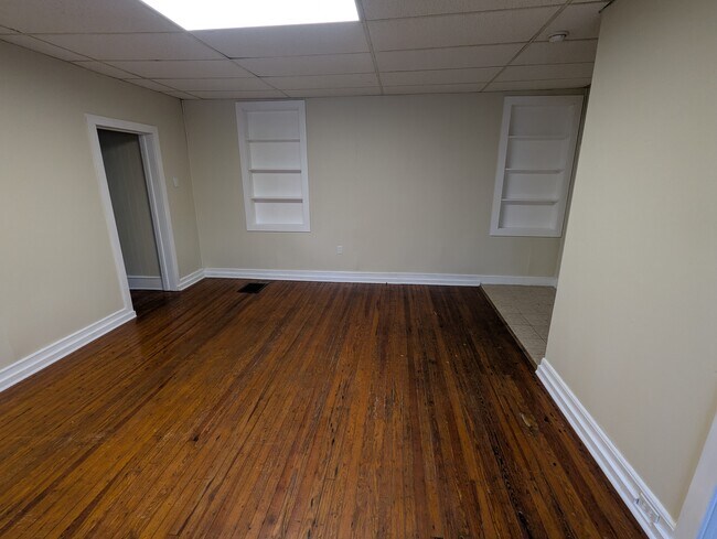 Foto del edificio - 2679 Riverside Dr