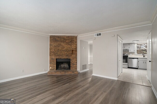 Foto del edificio - 3027 Spruce Cir