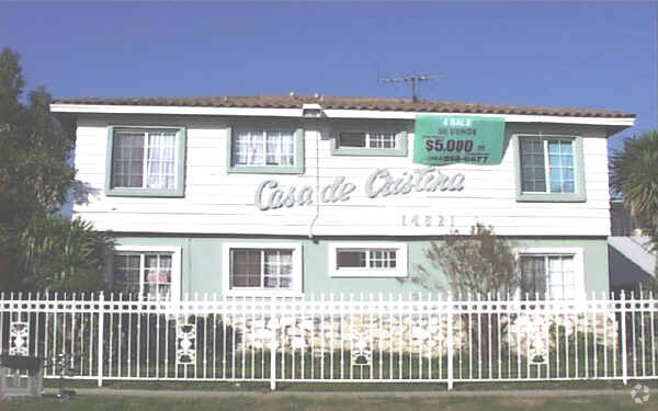 Building Photo - Casa De Cristina