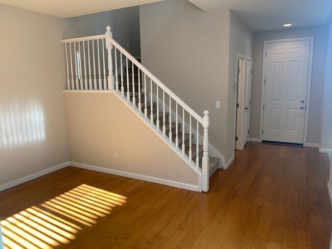 Foto del edificio - Beautiful 4 Bedroom, 2.5 Bath Mountain Hou...