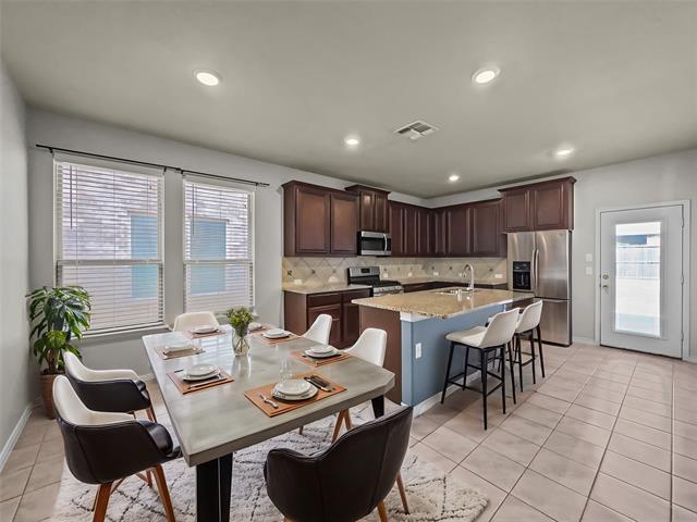 Foto del edificio - 5244 Canfield Ln