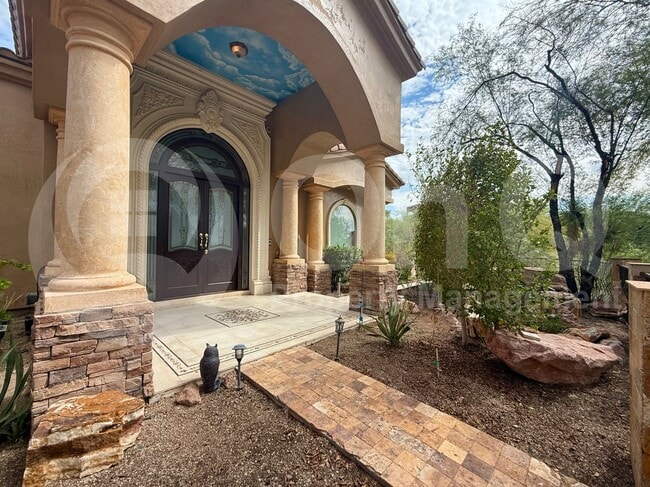 Foto del edificio - 15118 E Camelview Dr