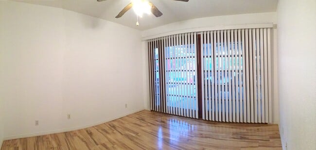 Building Photo - 2721 Galindo Ave