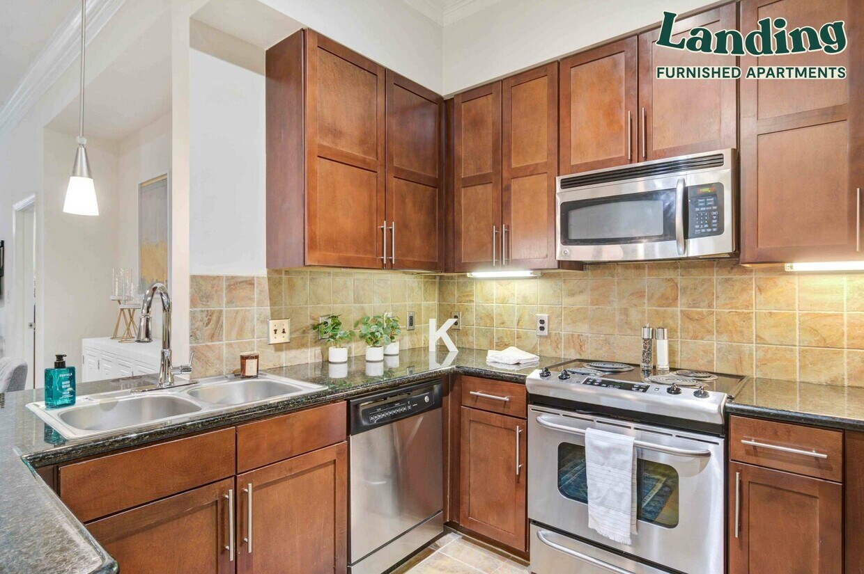 Foto principal - 3443 Kingsboro Rd NE