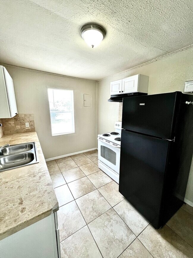 1932 Harvester St, Jacksonville, FL 32210 House for Rent in