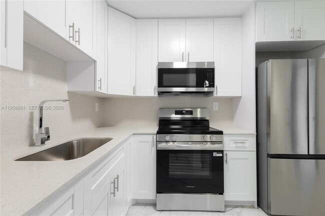 Foto del edificio - 5301 SW 77th Ct