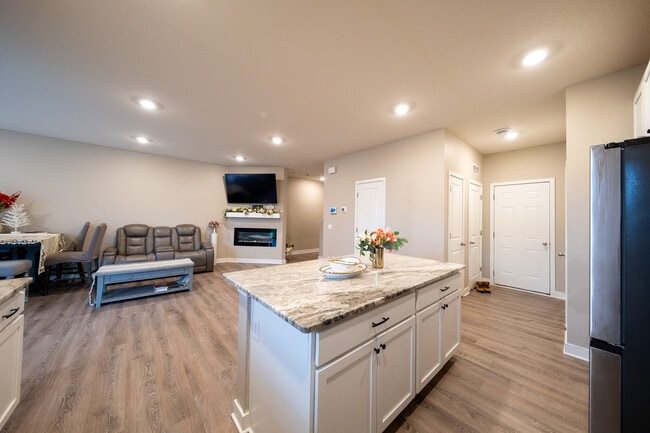 Foto del edificio - 13864 Kaylemore Trl