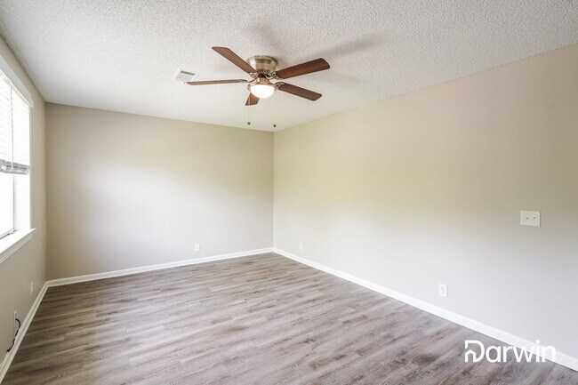 Foto del edificio - 636 Frankfort Dr