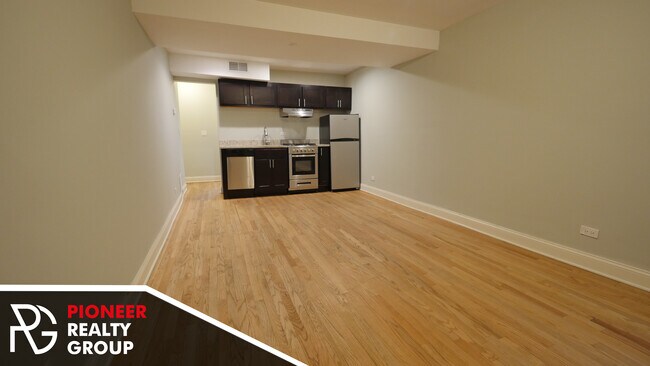 Foto del edificio - 4036 N Ashland Ave