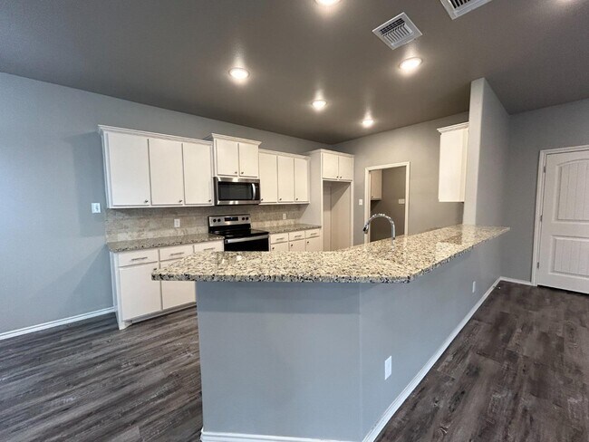 Foto del edificio - 706 Hillshire Ave