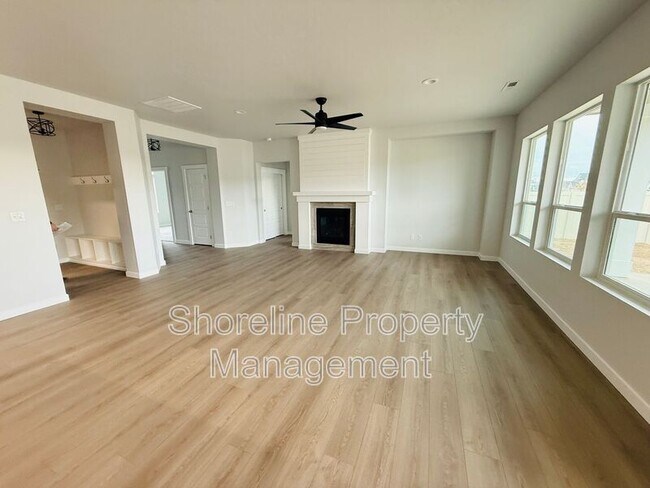 Foto del edificio - 6203 W Karpathos St