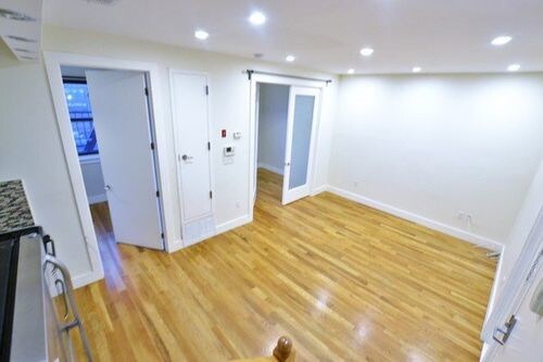 Foto del edificio - 164 Throop Ave