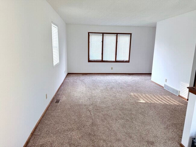 Foto del edificio - 721 NE 6th St