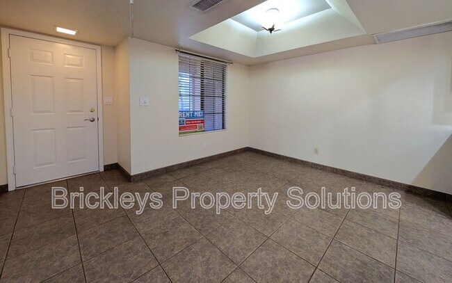 Foto del edificio - 6900 E Gold Dust Ave