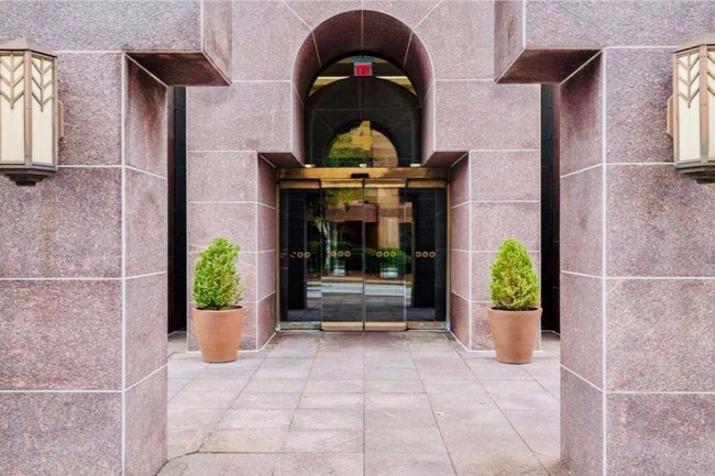 Welcoming Entry at The Seasons. - 4 Martine Ave