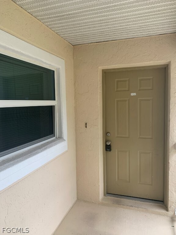 Foto del edificio - 600 Squire Cir