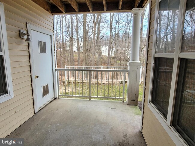 Building Photo - 5004 Willow Branch Way