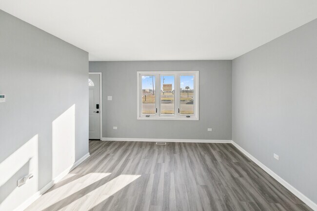 Foto del edificio - 922 E 155th St