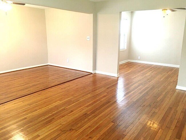 Foto del edificio - 3443 Rosedale St