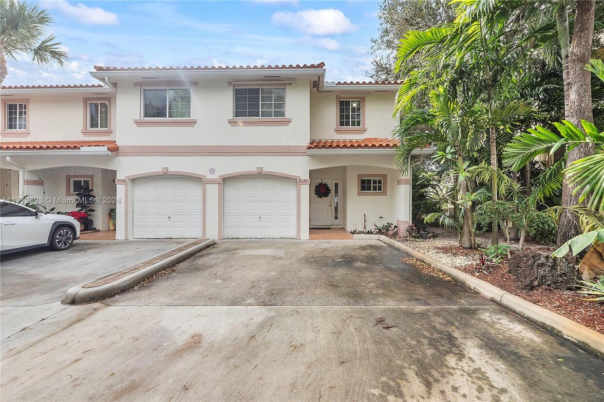 Foto principal - 9032 NW 38th Dr