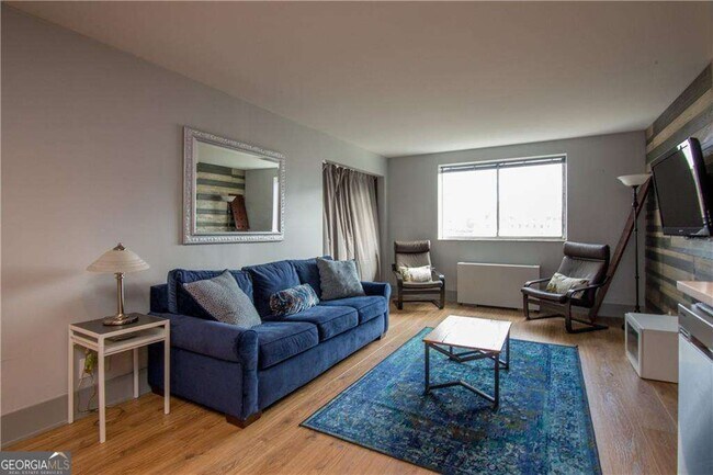 Foto del edificio - 215 Piedmont Ave NE