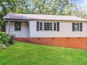 Building Photo - 4584 Shadow Lawn Dr
