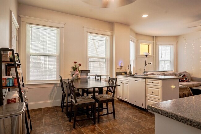 Foto del edificio - 93A Hillside St