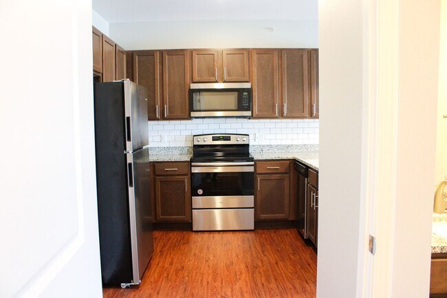 Building Photo - 3201 Redhawk St