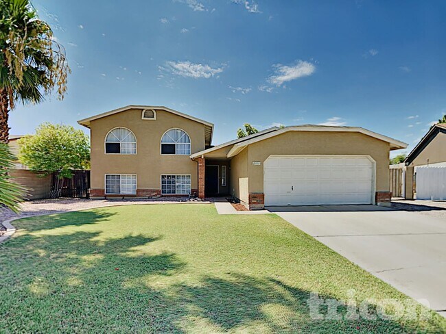 Building Photo - 601 E Palomino Dr