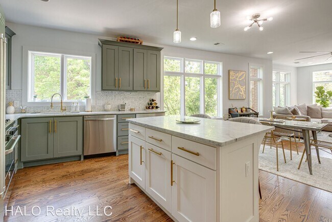 Foto del edificio - 2 br, 2 bath House - 1501 4th Ave N.  201