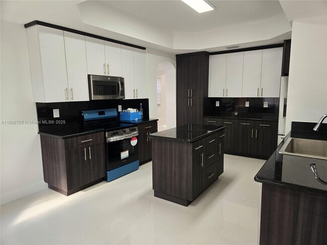 Foto del edificio - 3124 SW 154th Pl