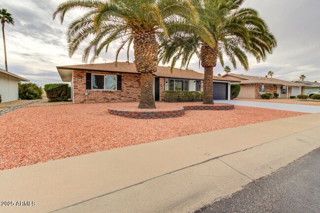 Foto del edificio - 13227 W Desert Glen Dr