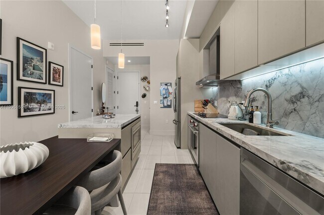 Foto del edificio - 1030 15th St