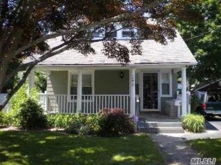 Primary Photo - 242 Rider Ave