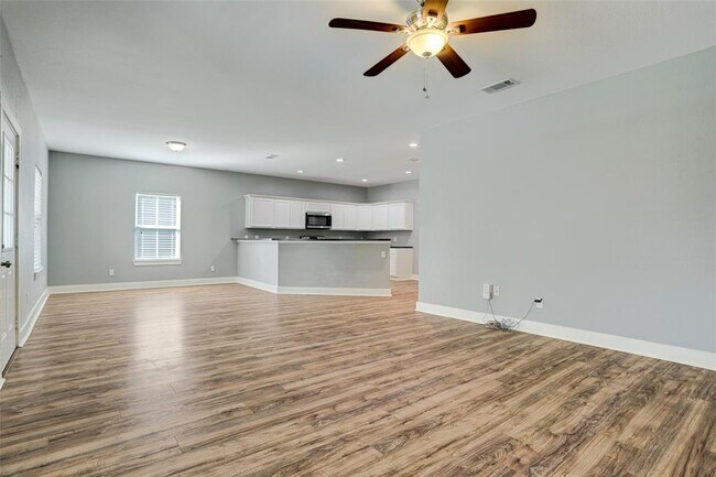 Foto del edificio - 1610 W Willis St