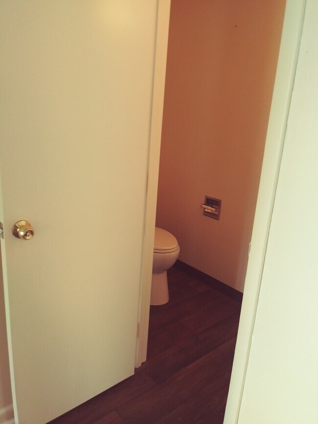 Foto del edificio - 105 East Allen Street, Unit 206