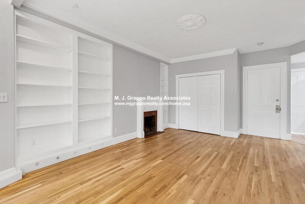 Foto principal - 439 Marlborough St